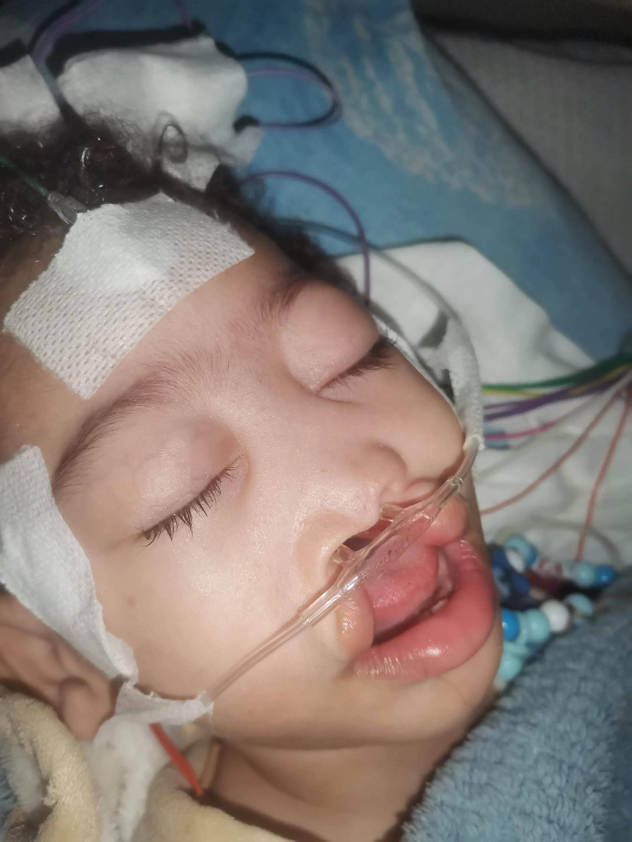 Maria Júlia no hospital